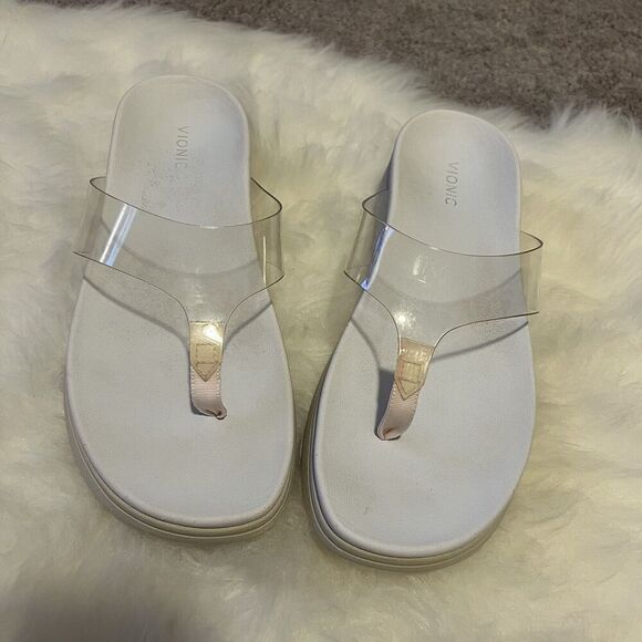 Vionic Women’s Sandals Sz 10 - Picture 1 of 5